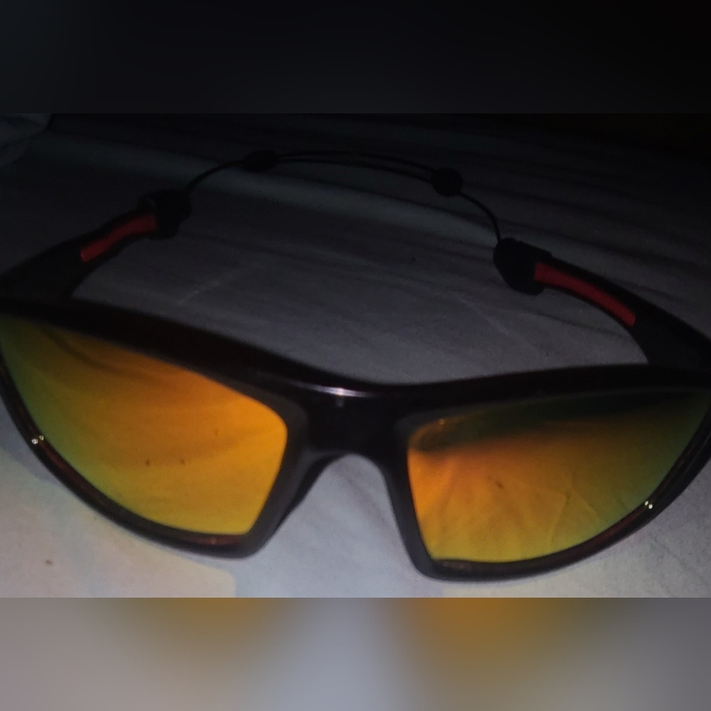 Sunglasses - Picture 2 of 3